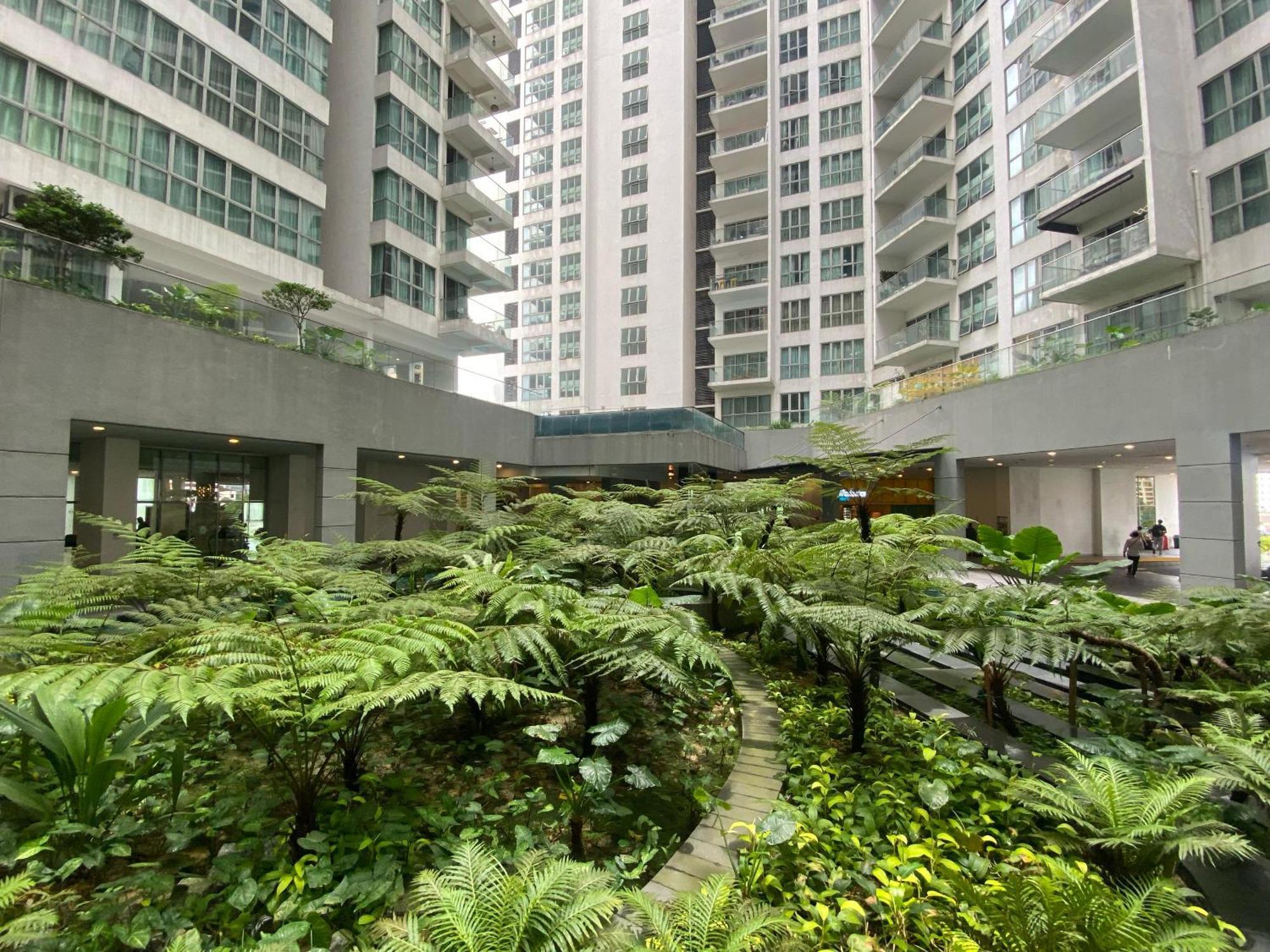 Skypool Kl Free Infinity Pool Over Kuala Lumpur — Photos 2